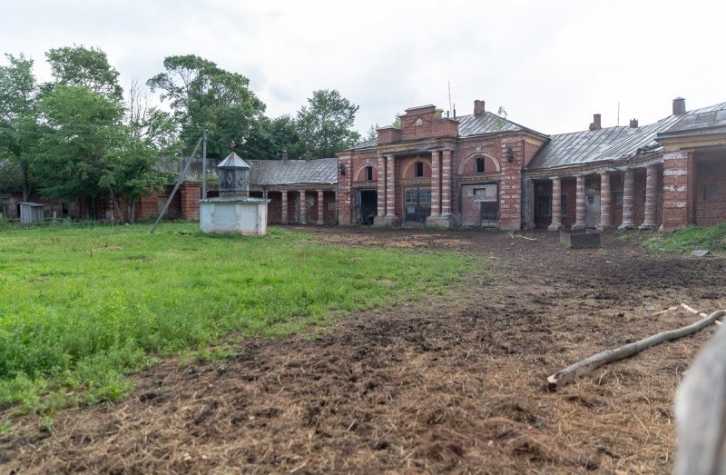 План мероприятий по сохранению и возрождению усадьбы в Волышово подписан